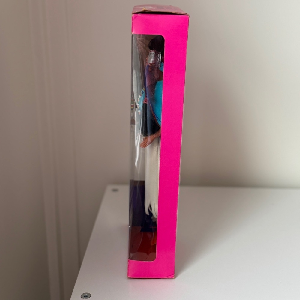 Vintage Barbie 1993 Dolls of the World Native American Second Edition NIB - Picture 6 of 12